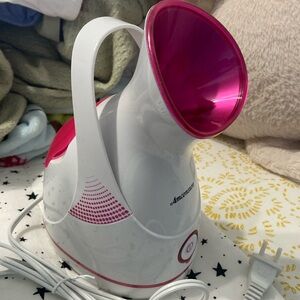 NWOT Facial Steamer